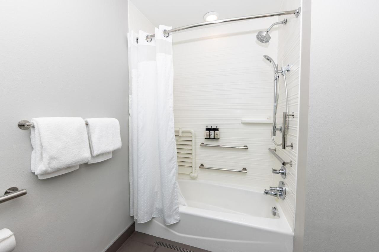 Avid Hotels - Denver Airport Area By Ihg DEN Exterior foto